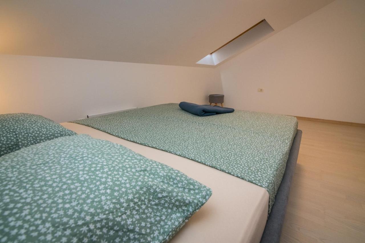 קוסטרנה Apartment Skylight מראה חיצוני תמונה